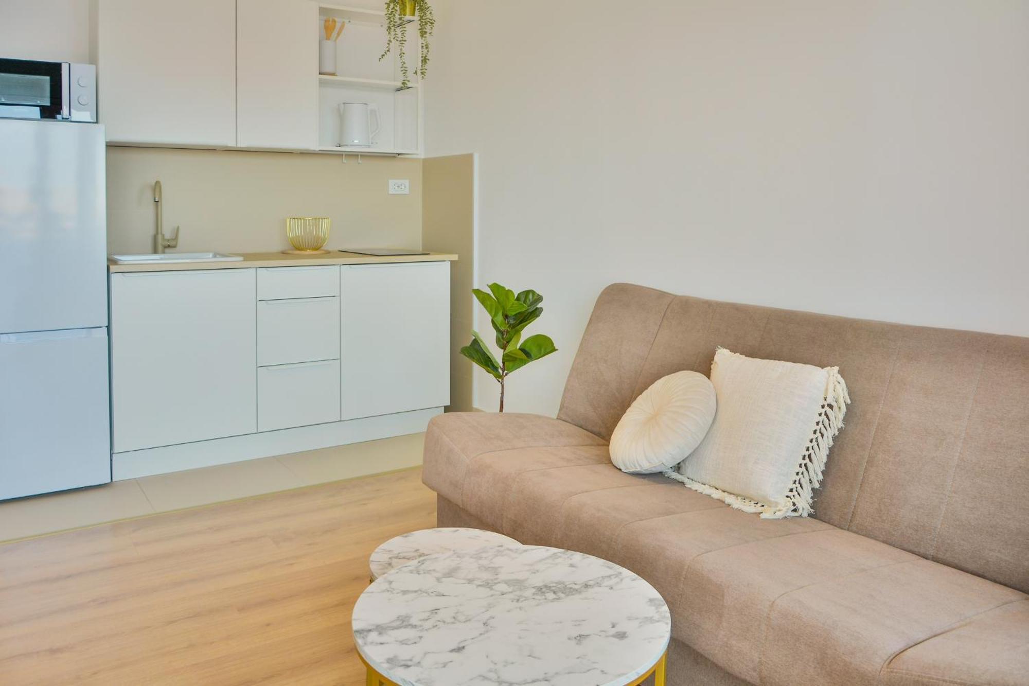 Apartman Elena Сень Экстерьер фото